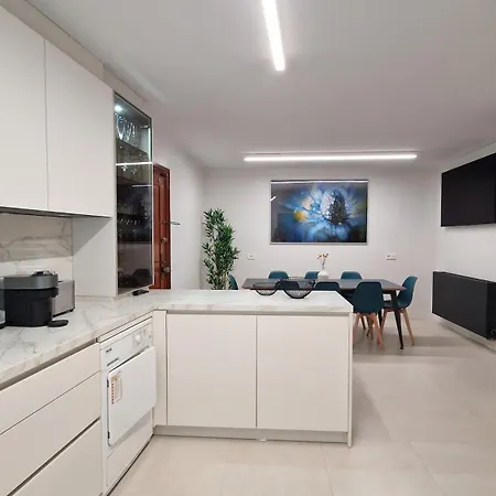 Apartment Vistas Mar Y Puerto - 200m2 Y Parking