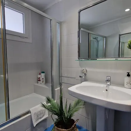 Vistas Mar Y Puerto - 200m2 Y Parking Lejlighed *