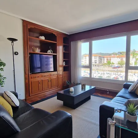 Vistas Mar Y Puerto - 200m2 Y Parking شقة